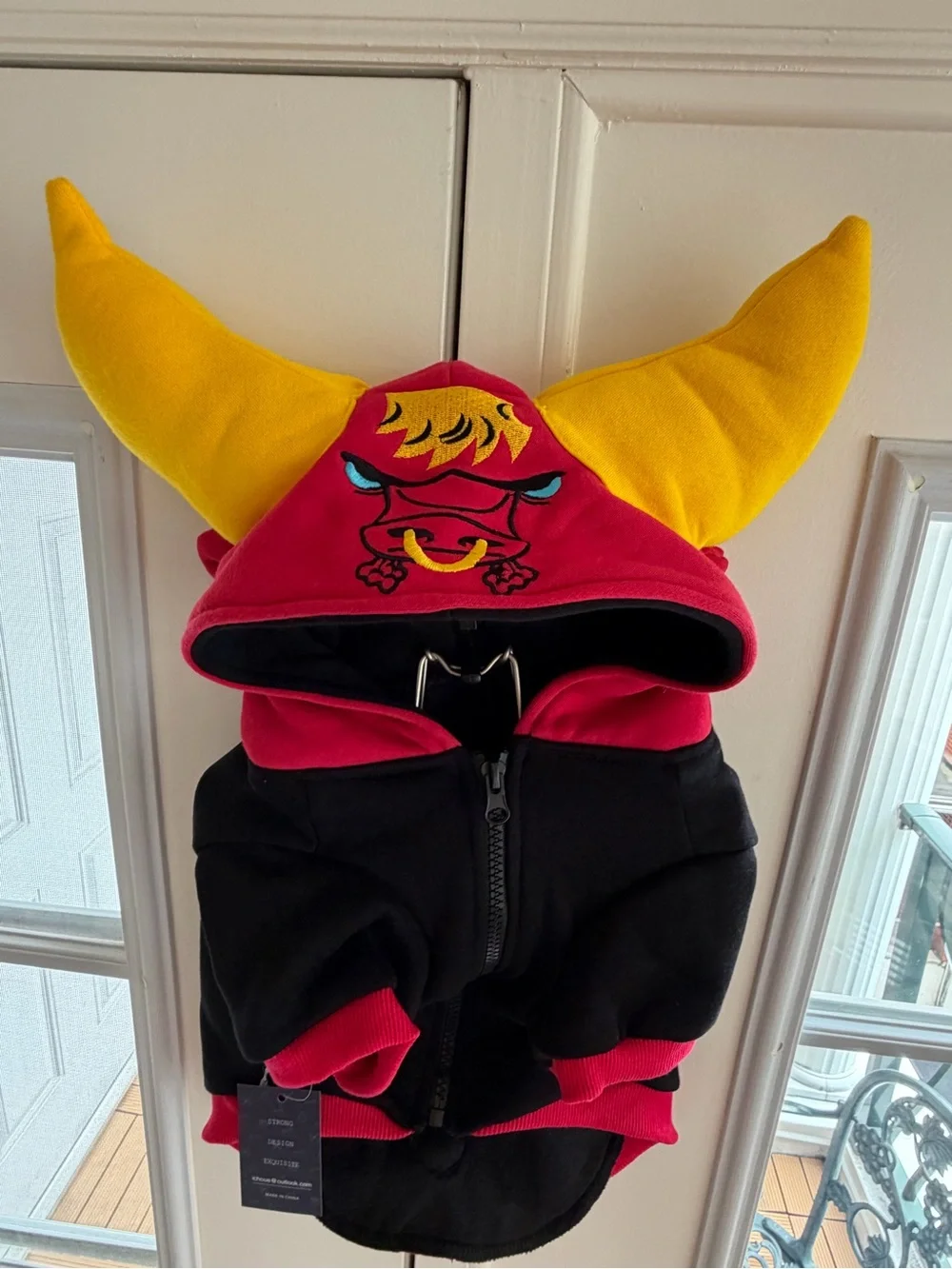 ICHOUe Dog Devil Costume Size L Black Red Hooded Bull Horns Pet Halloween Outfit